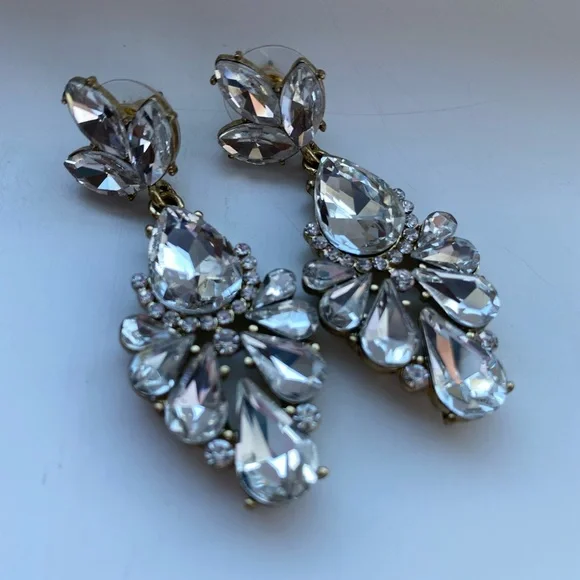 Drop Earings - Picture 3 of 3